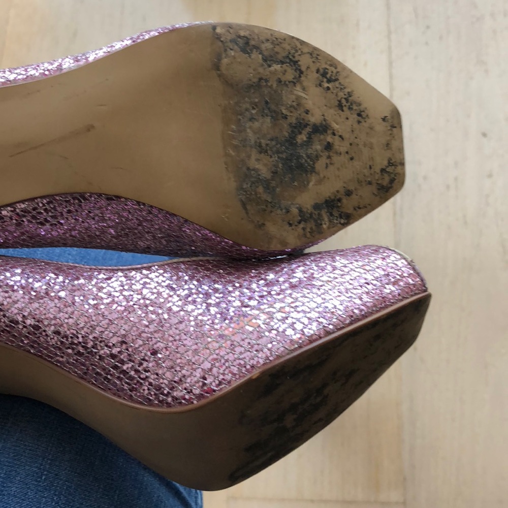 Heels - Picture 2 of 5